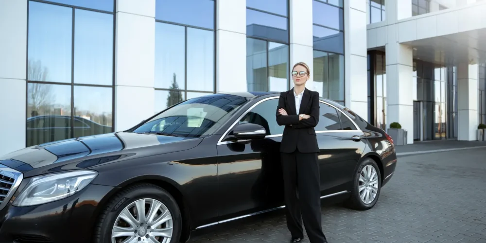 Executive Airport Pickup & Drop-off – Fairway Transport Style