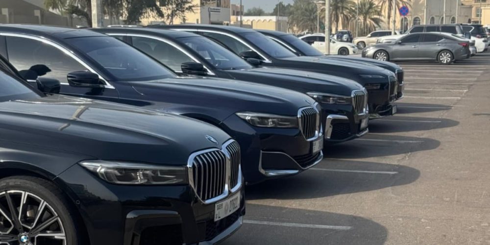 Luxury vehicle for private transfer from Abu Dhabi to Dubai