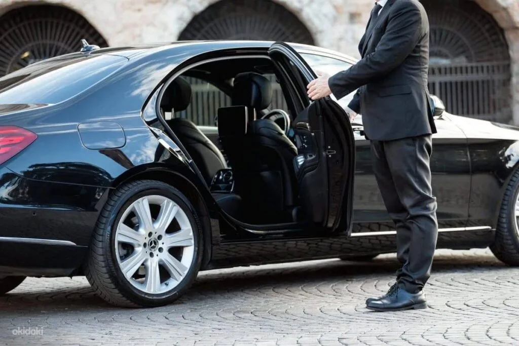 Private transfer Abu Dhabi to Dubai